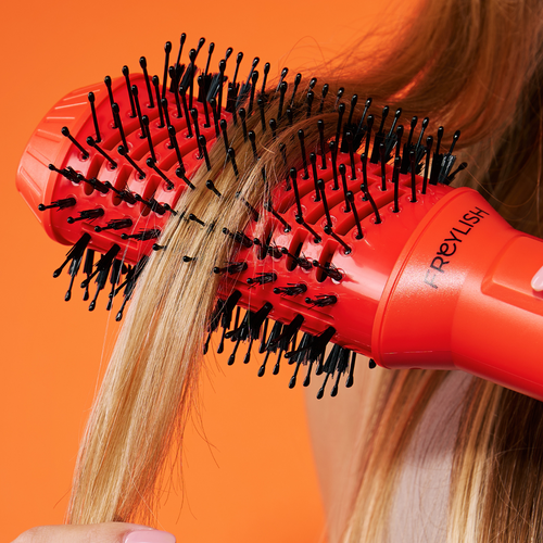 How to get a perfect blow-dry with the Freylish hot air hair brush